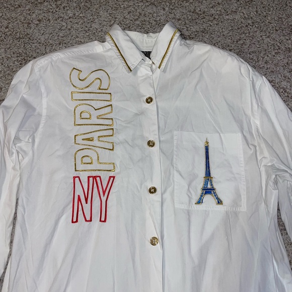 SK Wear white long sleeve shirt with gold buttons and designs size medium - Picture 3 of 9